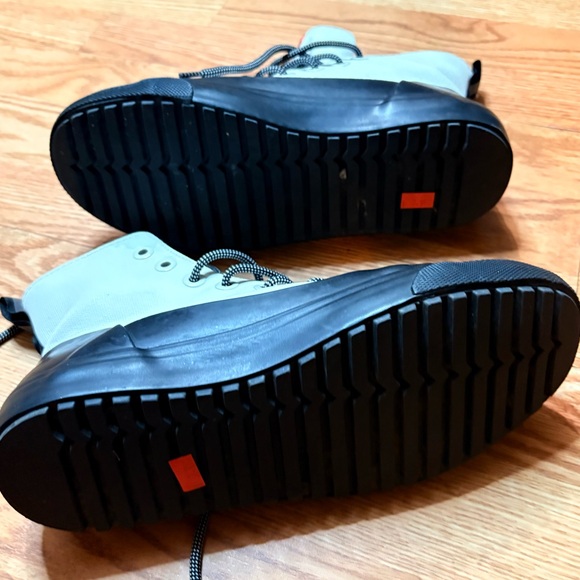 NEW Hunter Explorer Desert Boot Black and Cream Lace-Up Boots Size Women's 8 - Picture 7 of 10